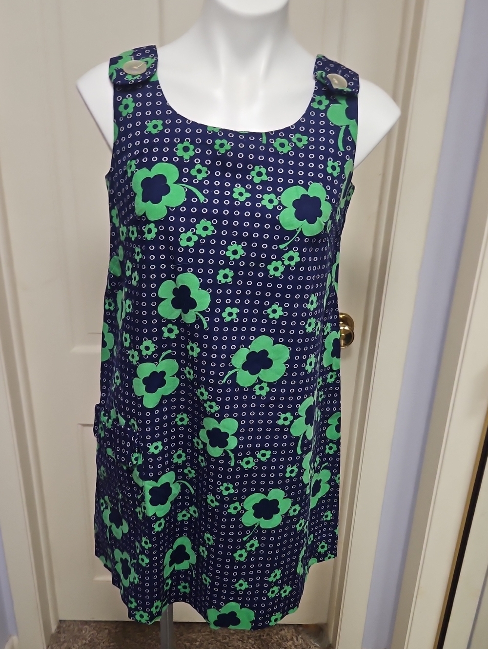 60s Groovey Cotton  Floral Sleeveless Shift Dress